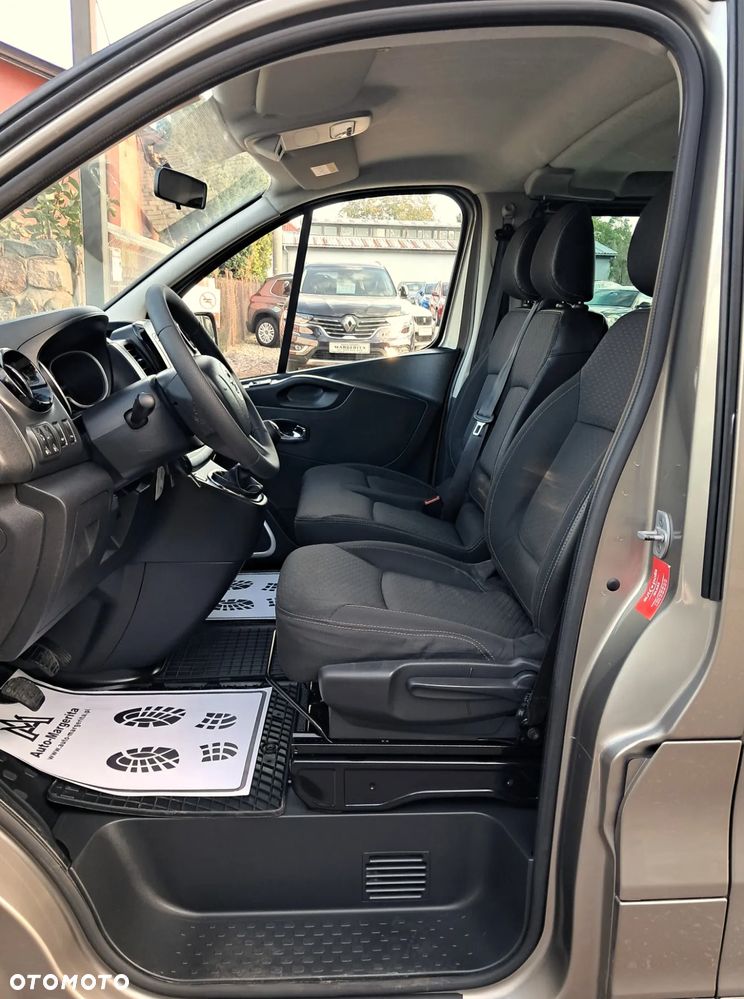 Opel Vivaro - 9