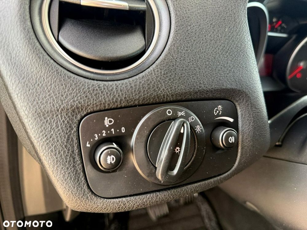 Ford Mondeo - 27
