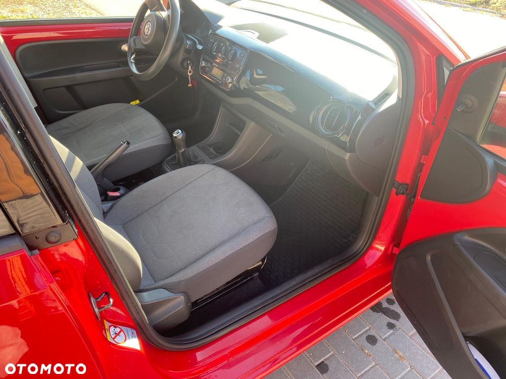 Volkswagen up! - 9