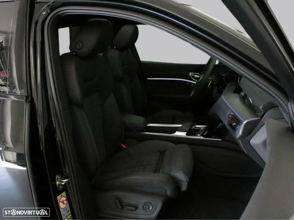 Audi Q8 e-Tron Sportback 55 quattro S line - 15