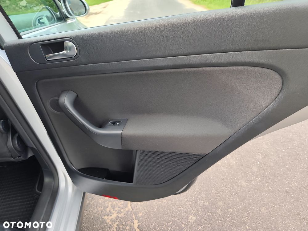 Volkswagen Golf Plus 1.4 TSI CrossGolf - 30