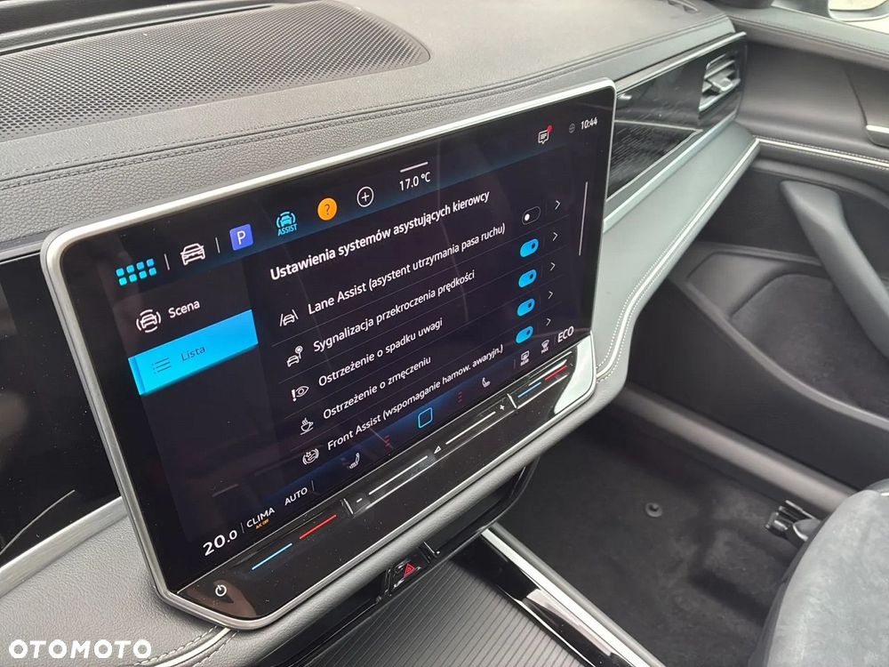 Volkswagen Passat - 16