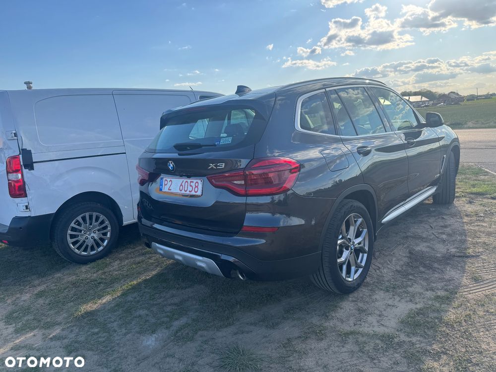 BMW X3 xDrive20d M Sport Edition - 4