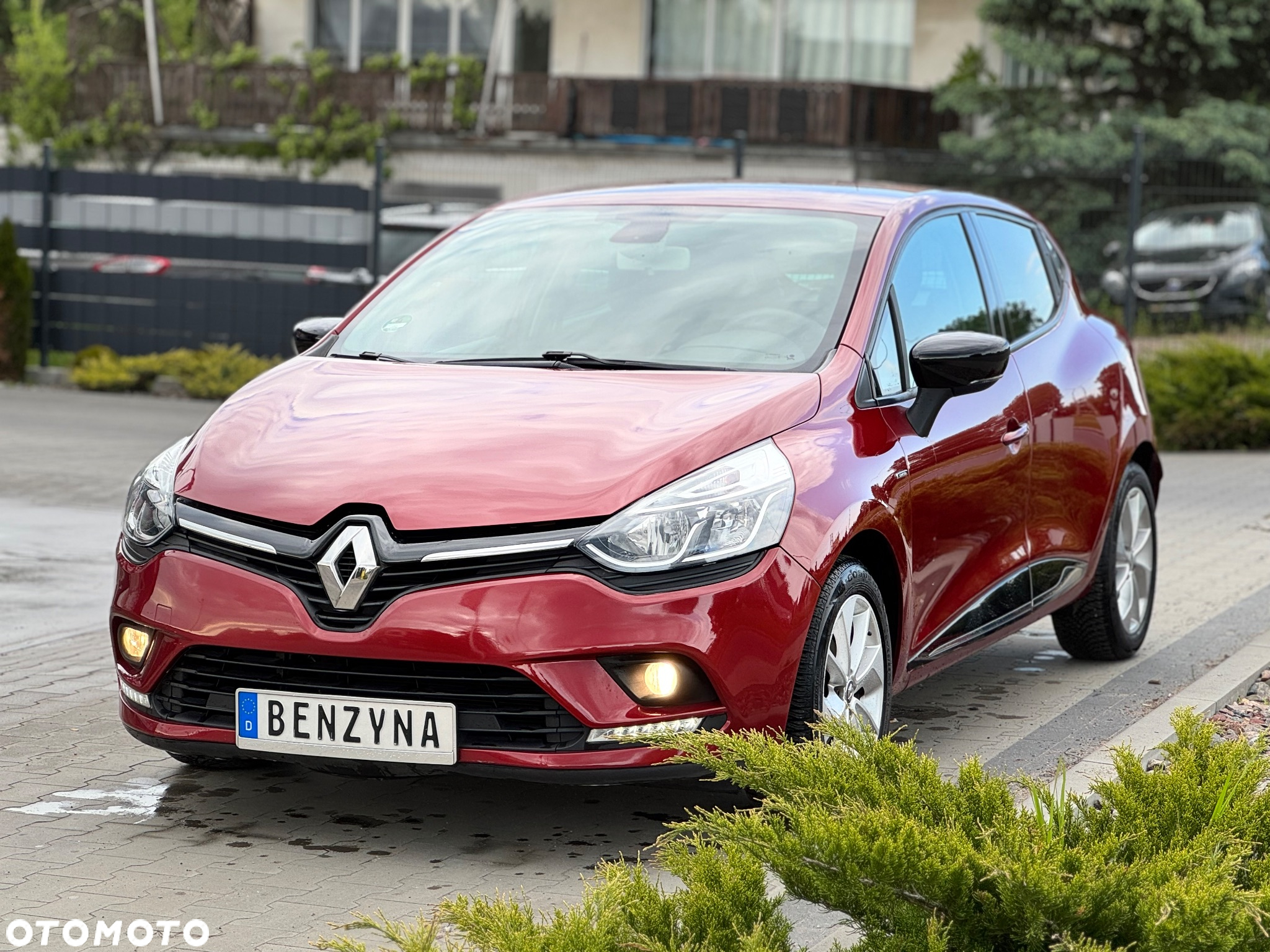 Renault Clio 1.2 16V 75 LIMITED - 9