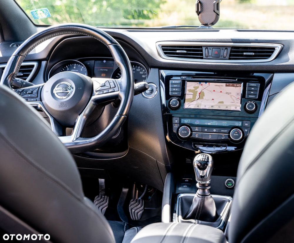 Nissan Qashqai 1.3 DIG-T Tekna - 26