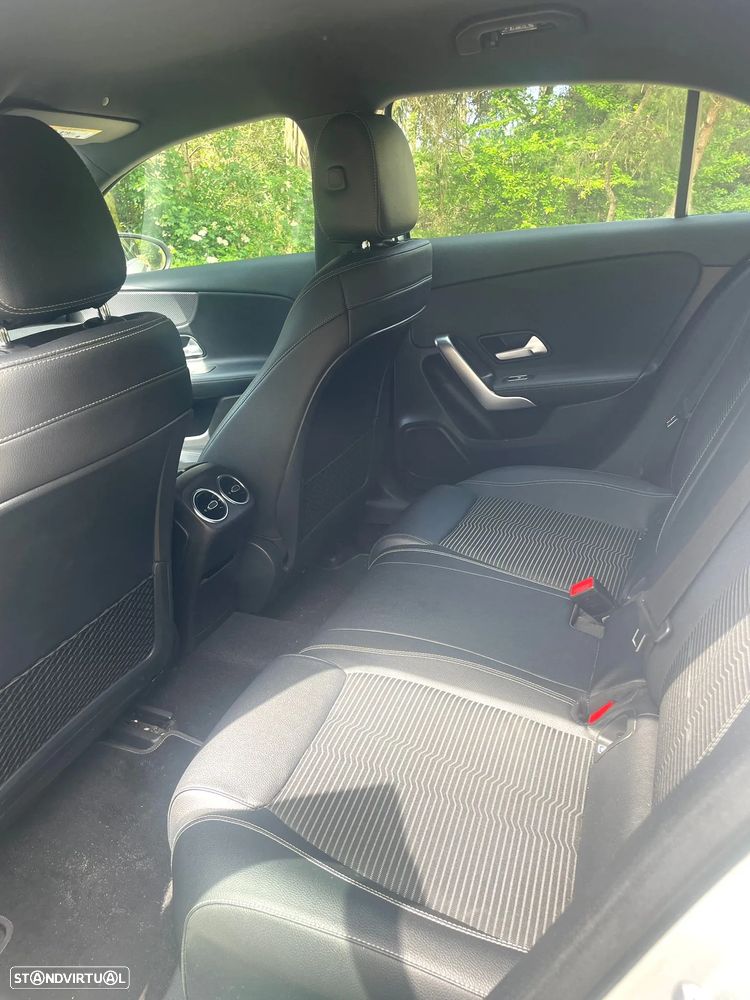 Mercedes-Benz A 180 - 21