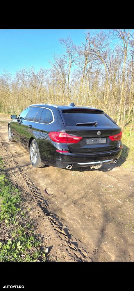 BMW Seria 5 518d Aut. Luxury Line - 2