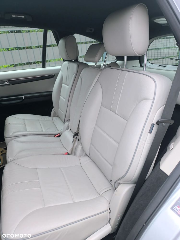 Mercedes-Benz Klasa R 350 CDI 4-Matic - 17