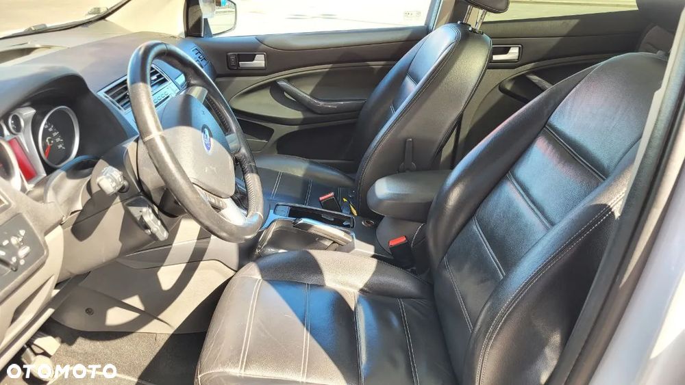 Ford Kuga 2.0 TDCi Titanium FWD - 9