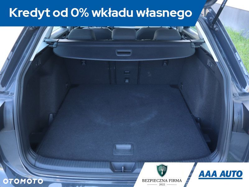 Volkswagen Golf Variant - 14