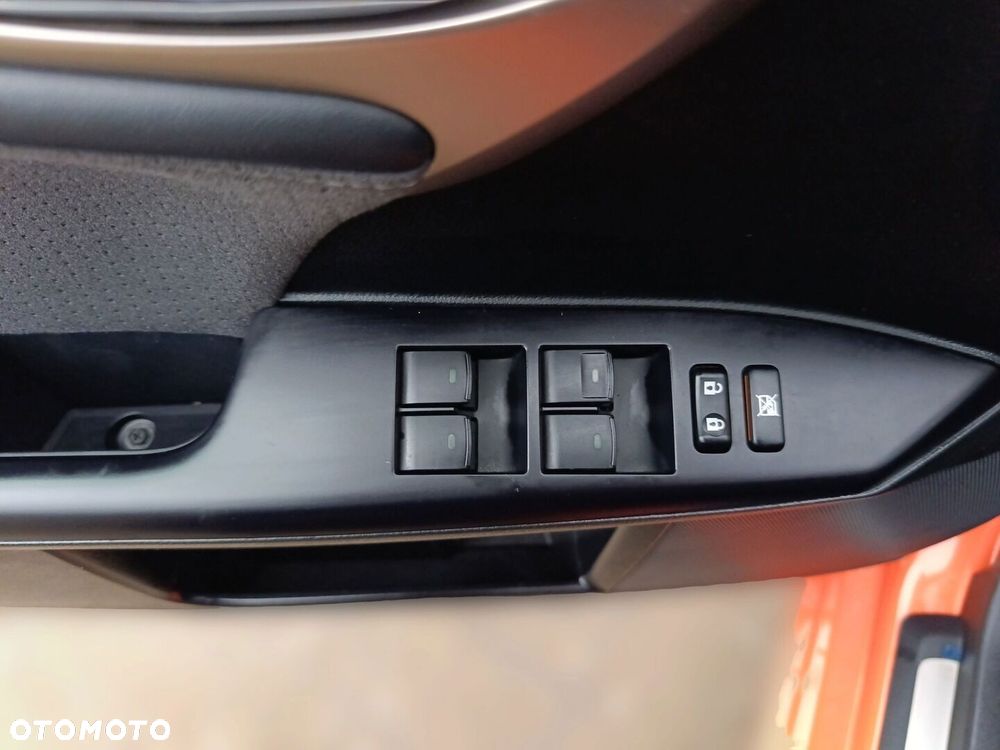Lexus CT 200h F Sport - 27