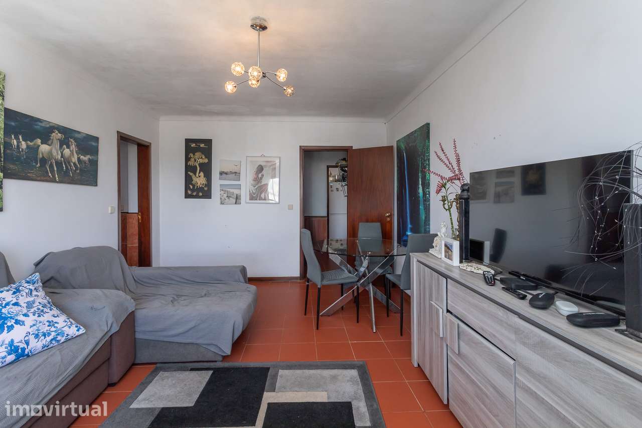 Apartamento T3, situado em Algueirão - Grande imagem: 3/26