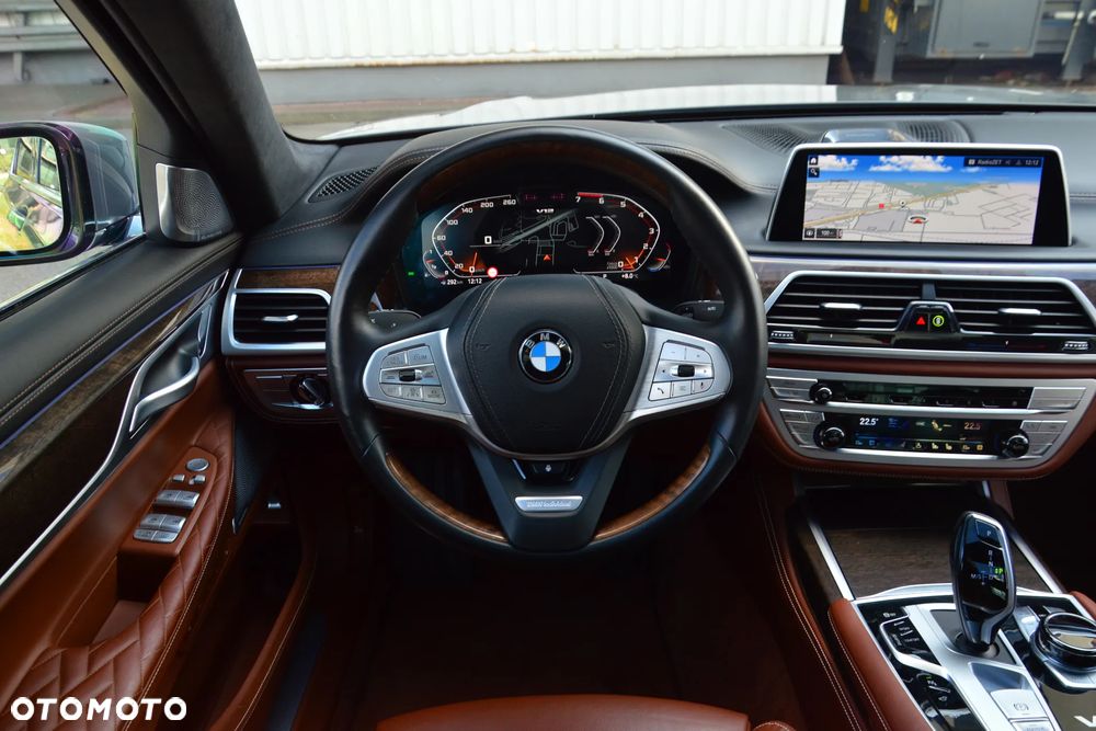 BMW Seria 7 M760Li xDrive V12 Excellence - 30