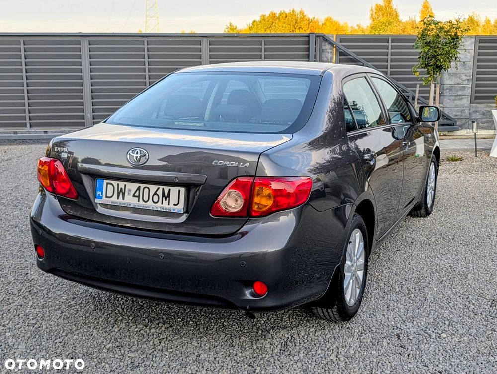 Toyota Corolla 1.6 Luna - 7
