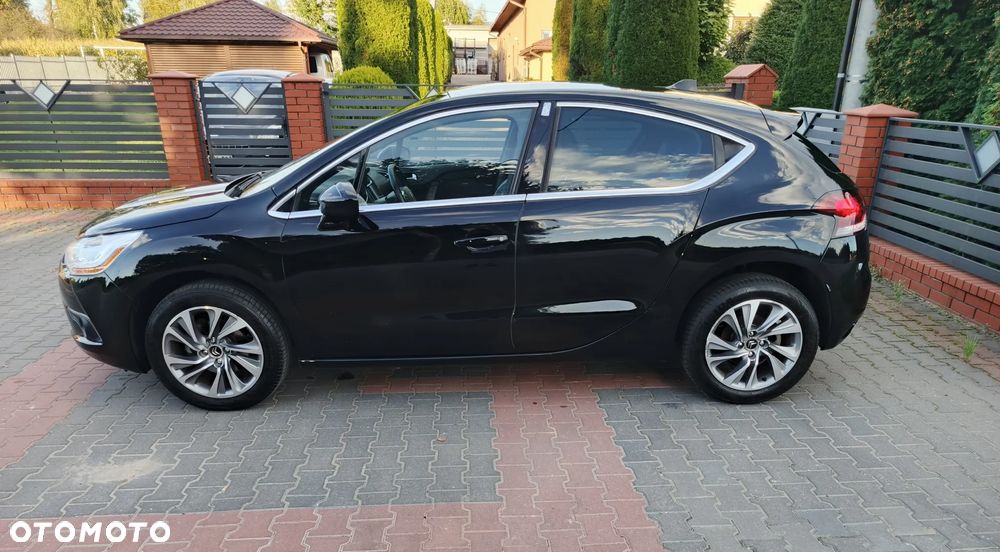 Citroën DS4 e-HDi 115 Chic - 30