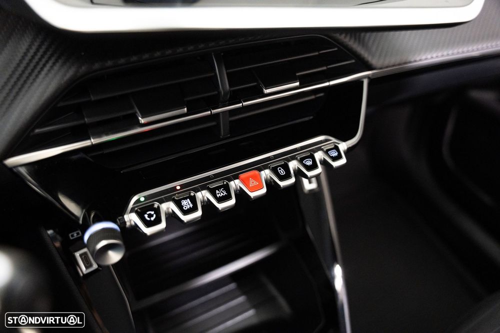 Peugeot 2008 1.2 PureTech Active Pack - 19