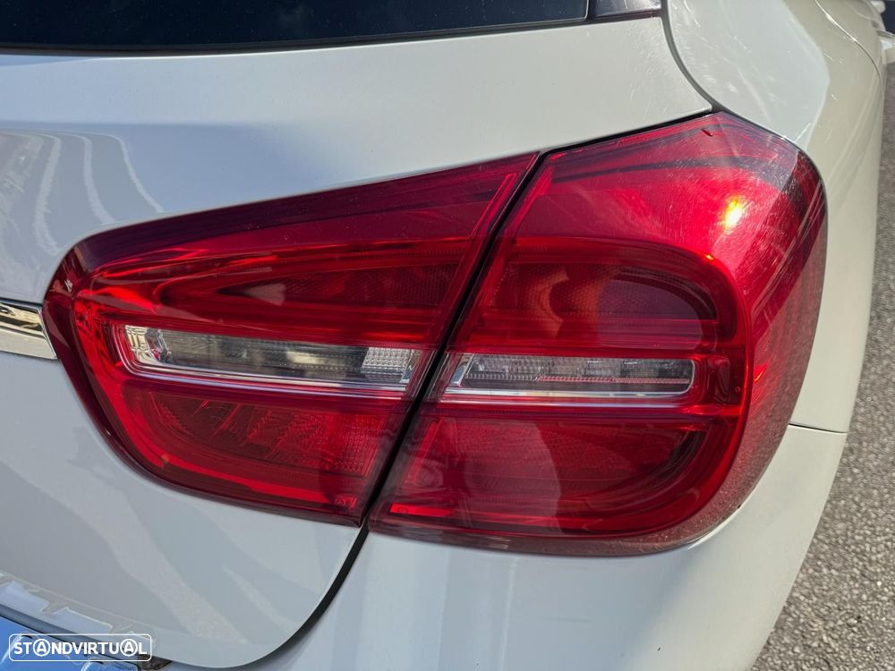 Mercedes-Benz GLA 180 d Urban - 23