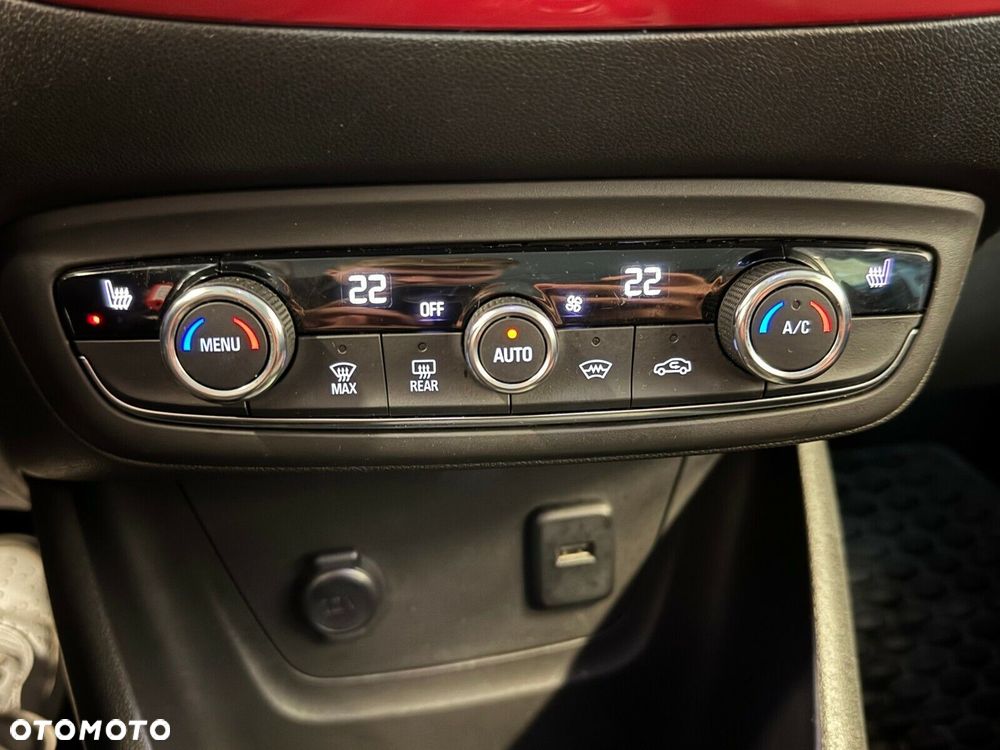 Opel Crossland 1.2 T GS Line - 19