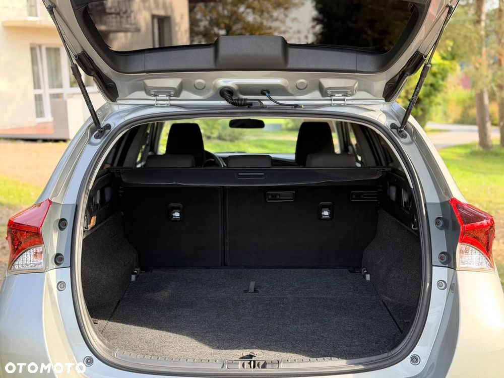 Toyota Auris 1.6 D-4D Edition S+ - 35