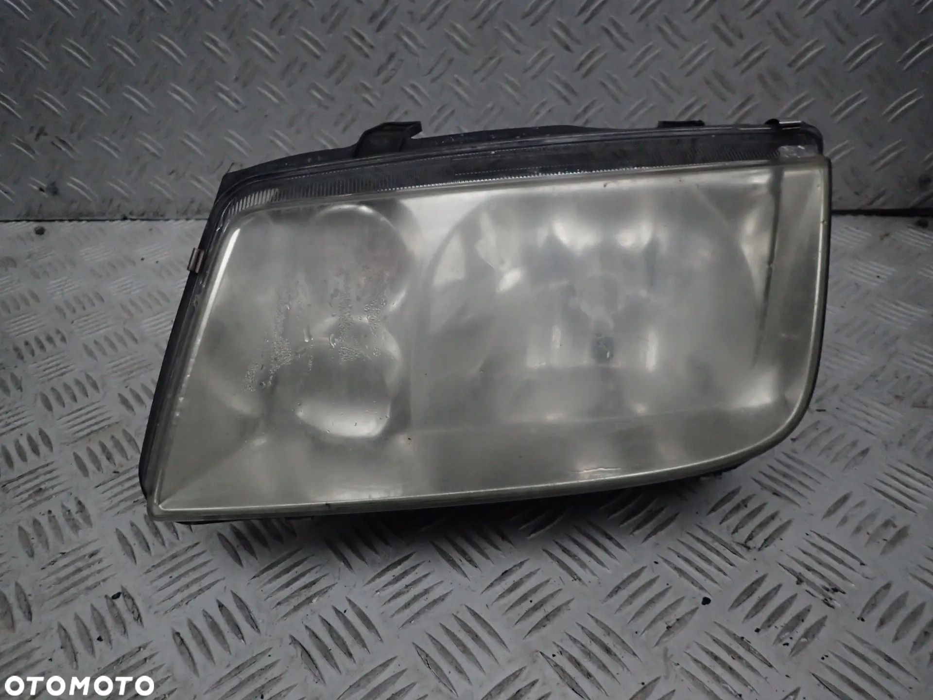 LAMPA LEWY PRZÓD VW BORA 96359700L - 1