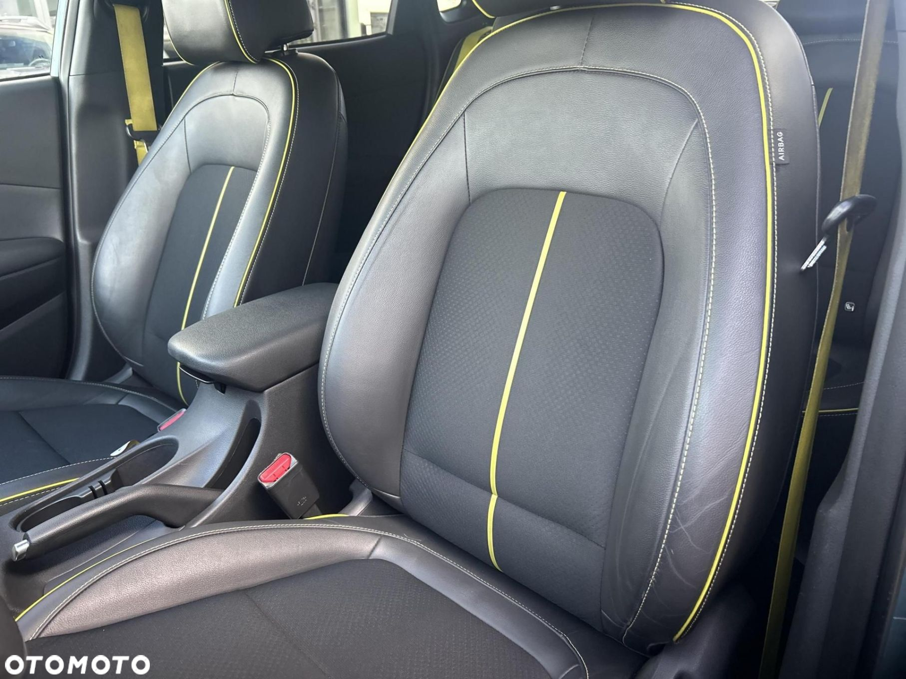 Hyundai Kona - 11