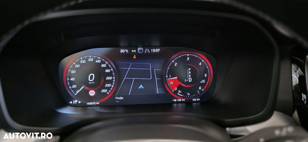 Volvo V60 D3 Geartronic R-Design - 11