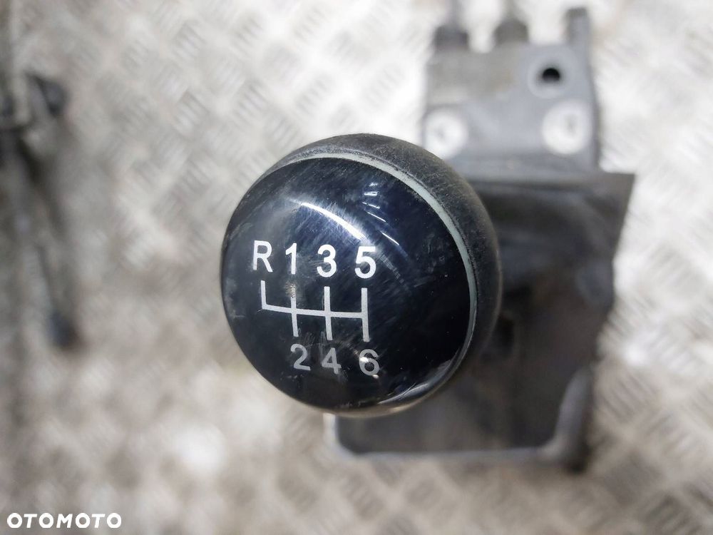 LEWAREK ZMIANY BIEGÓW LINKI 6B VOLKSWAGEN PASSAT B6 2.0 TDI 3C0711049N - 2