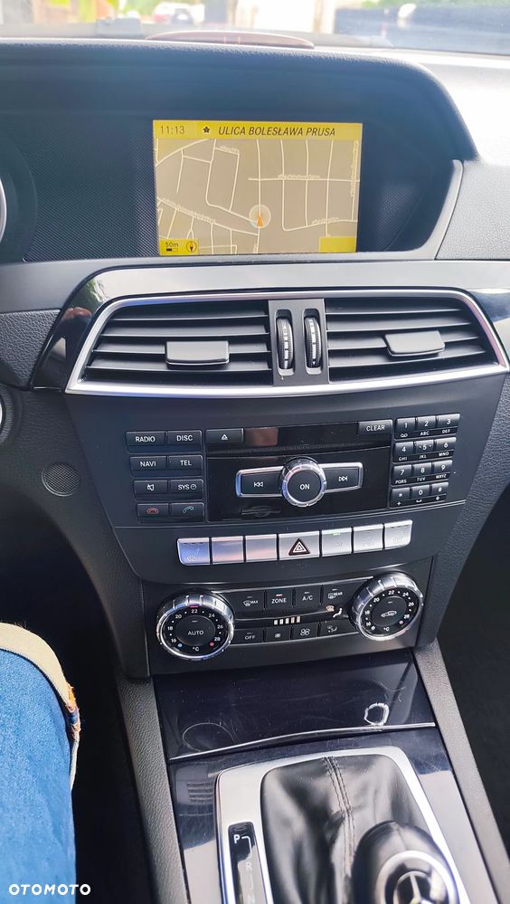 Mercedes-Benz Klasa C 220 CDI DPF Automatik Avantgarde - 17