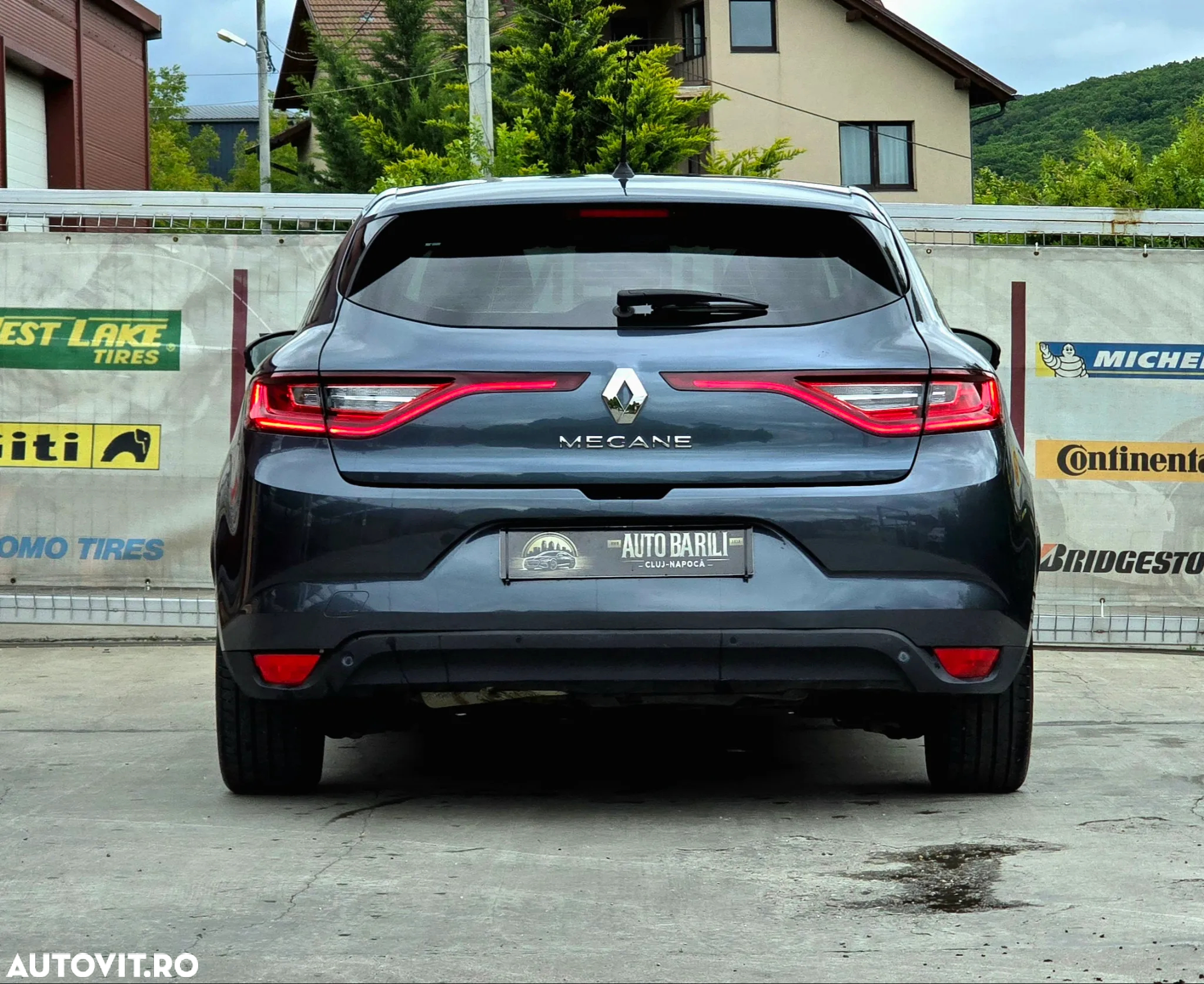Renault Megane BLUE dCi Zen - 10