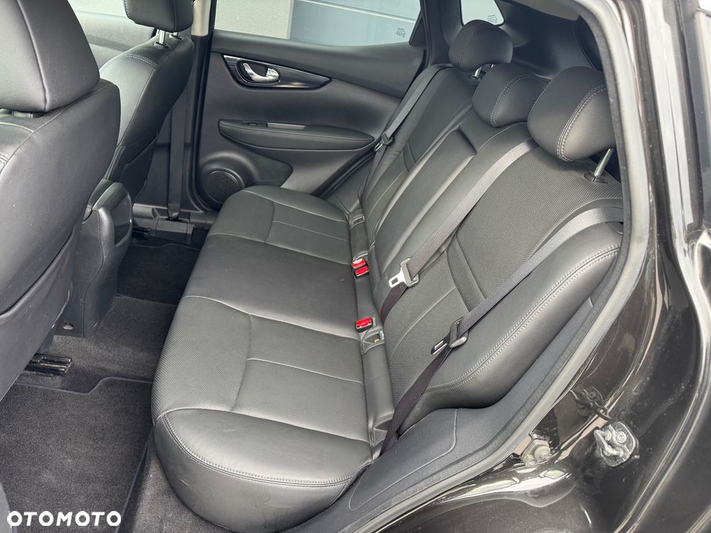 Nissan Qashqai 1.6 DCi 4x4 Black Edition EU6 - 19