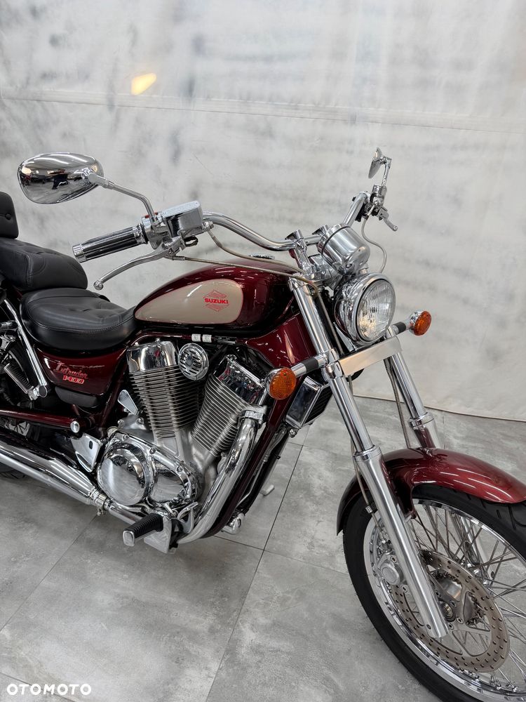 Suzuki Intruder