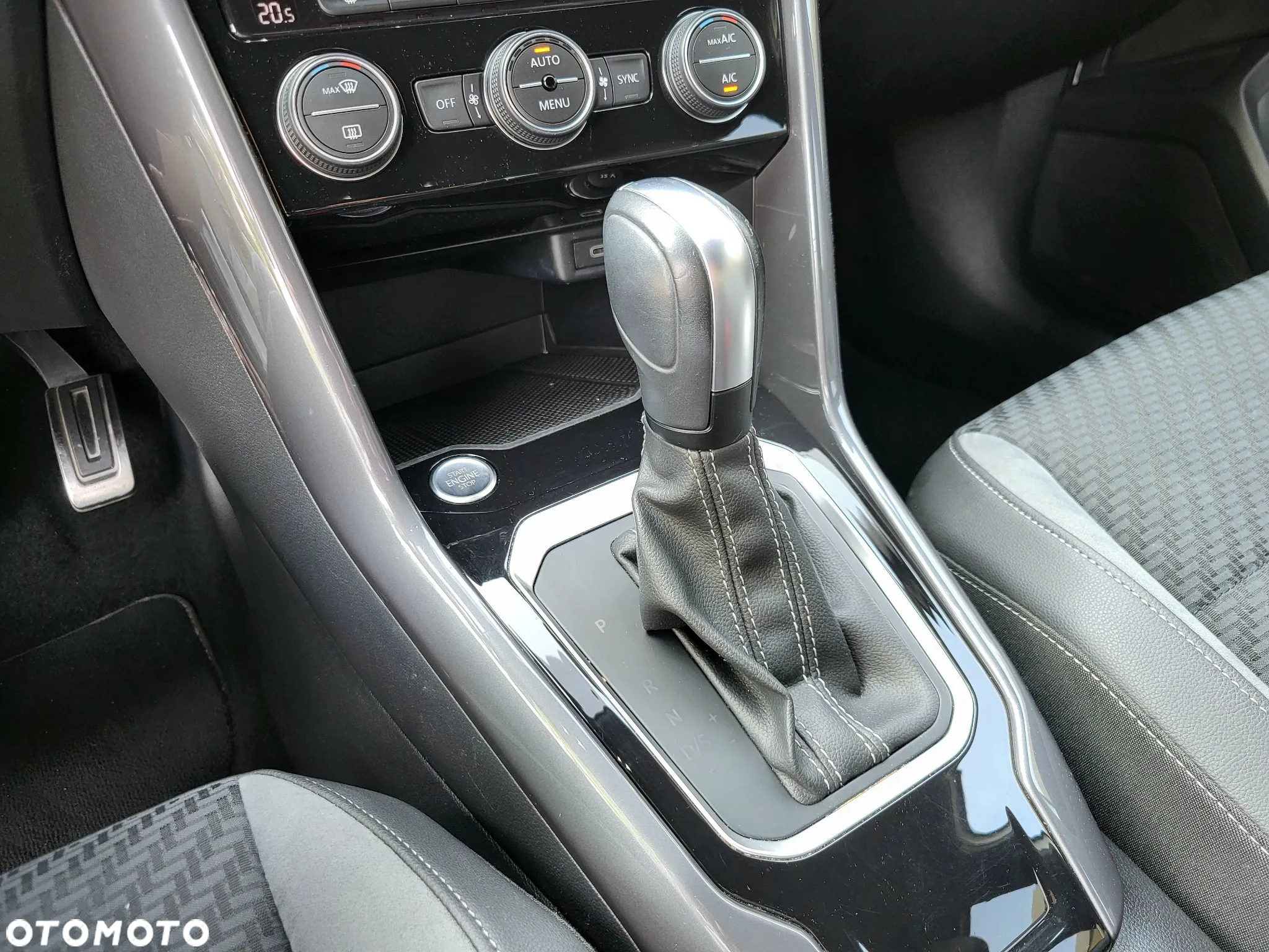 Volkswagen T-Roc 1.5 TSI R-Line DSG - 21