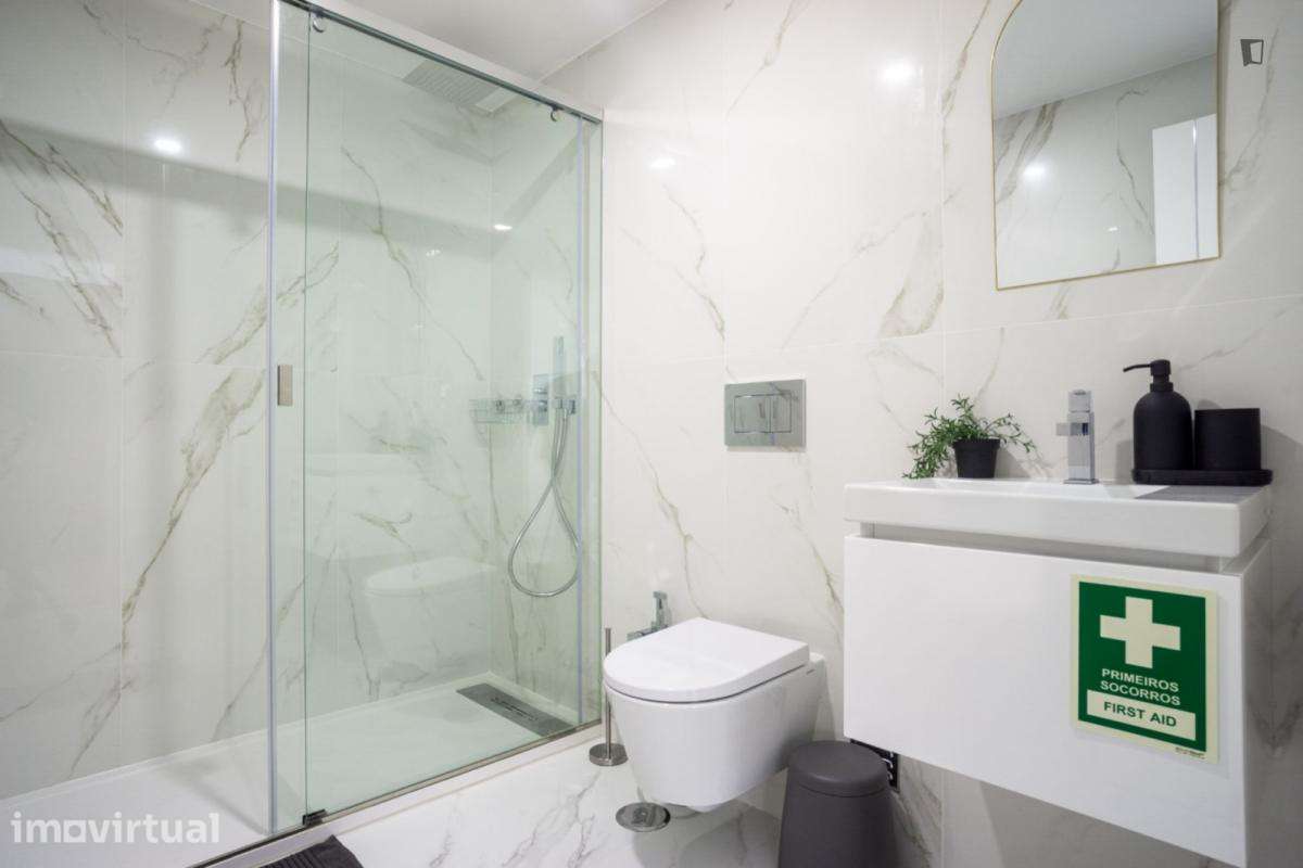 Apartamento com 2 quartos - localizado em Faro - Grande imagem: 5/19