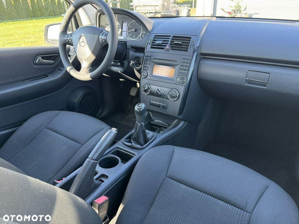 Mercedes-Benz Klasa A 160 Classic BlueEff EU5 - 8