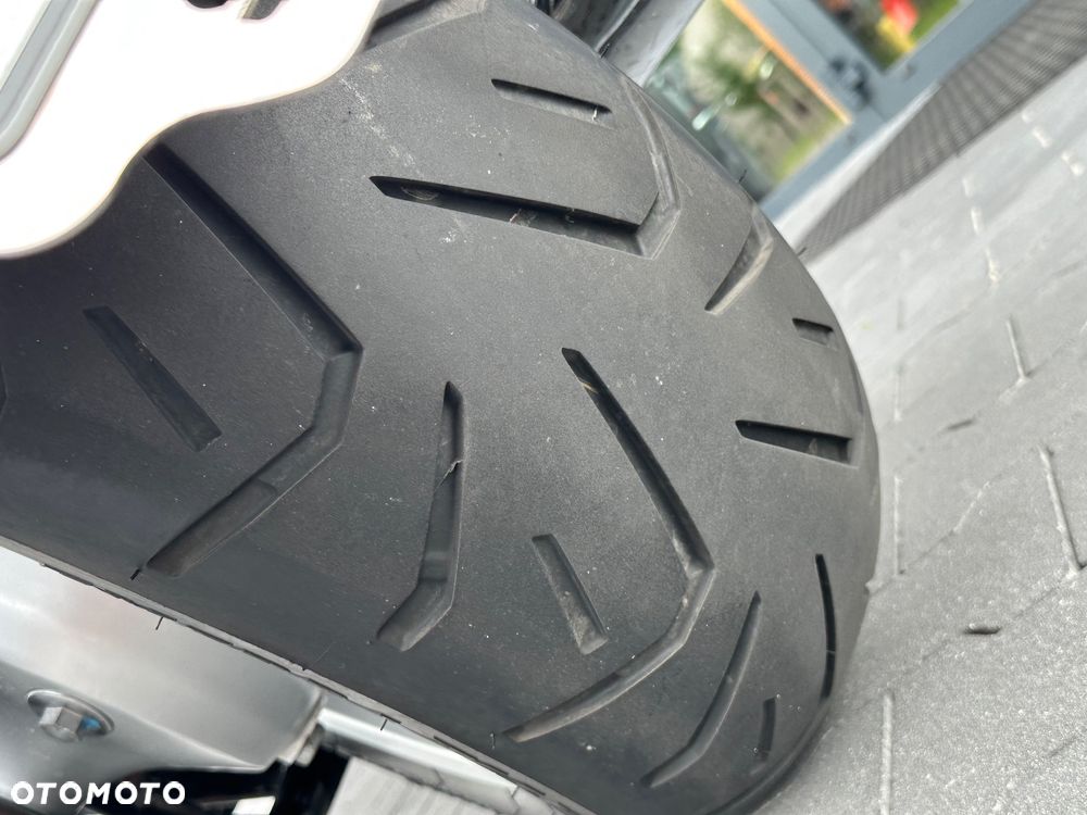 Suzuki Intruder - 29