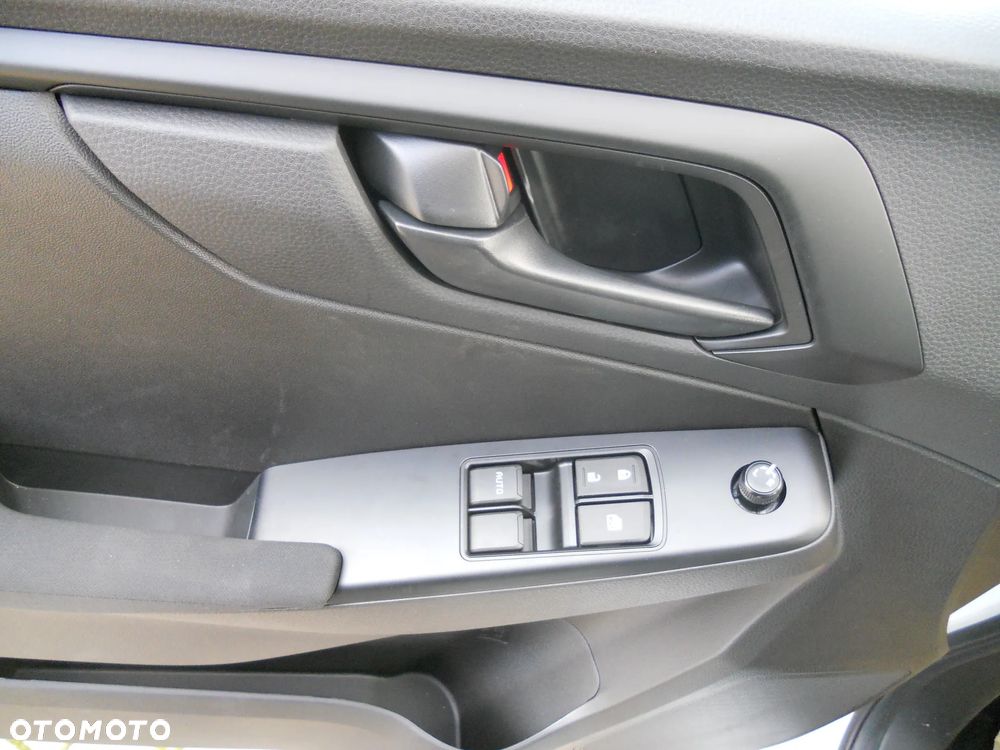 Isuzu D-Max 1.9 SC L - 20