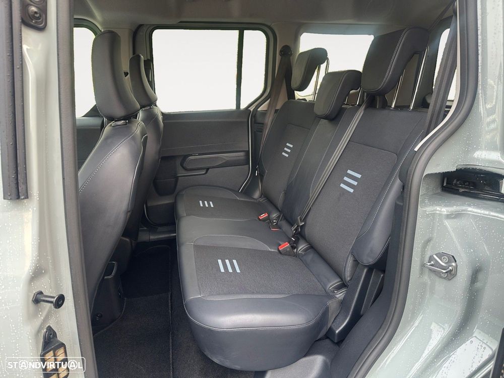 Ford Tourneo Courier - 12