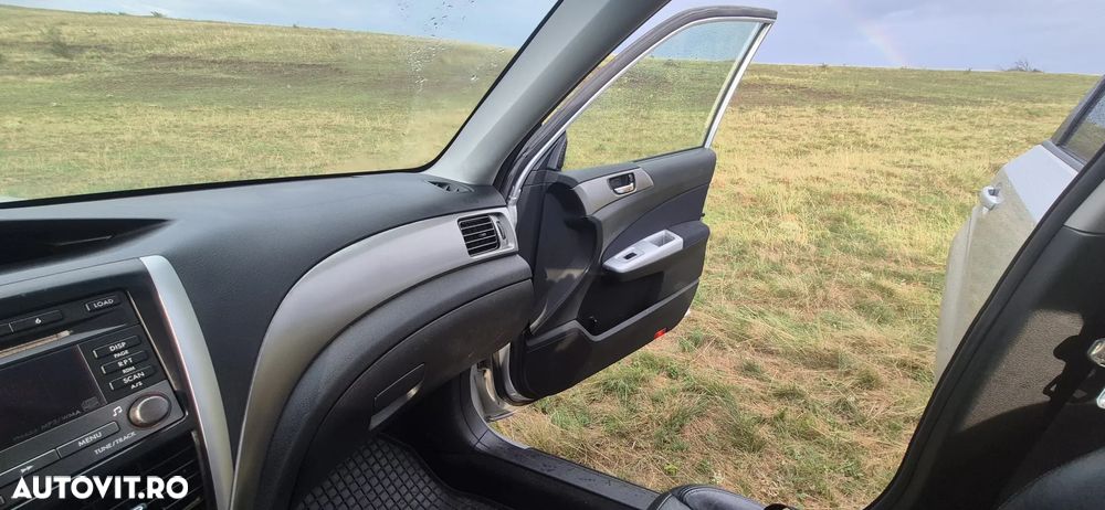 Subaru Forester 2.5XT VQ - 11
