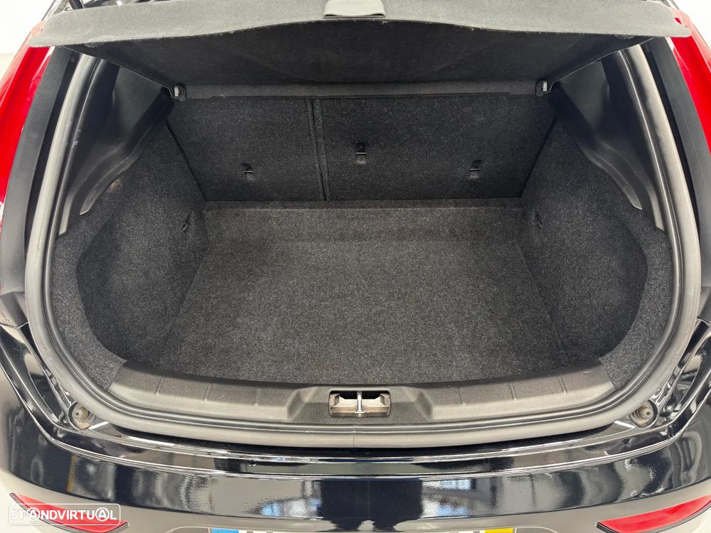 Volvo V40 2.0 D2 Kinetic Eco - 34
