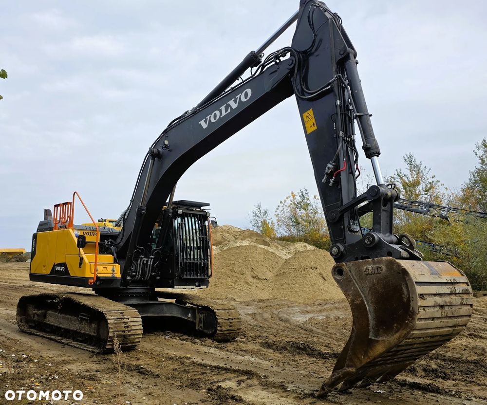 Volvo EC250E - 6