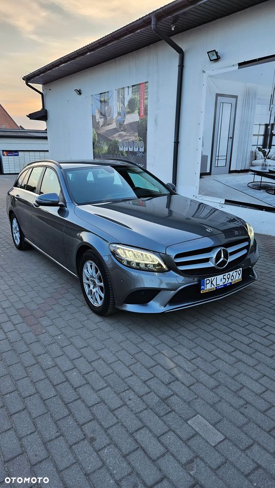 Mercedes-Benz Klasa C 180 d Avantgarde - 25