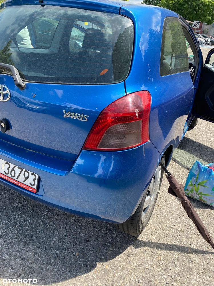 Toyota Yaris 1.0 VVT-i - 13