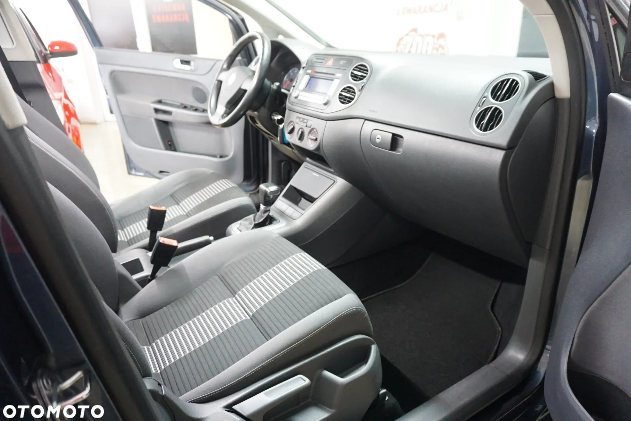 Volkswagen Golf Plus 1.9 TDI DSG United - 18