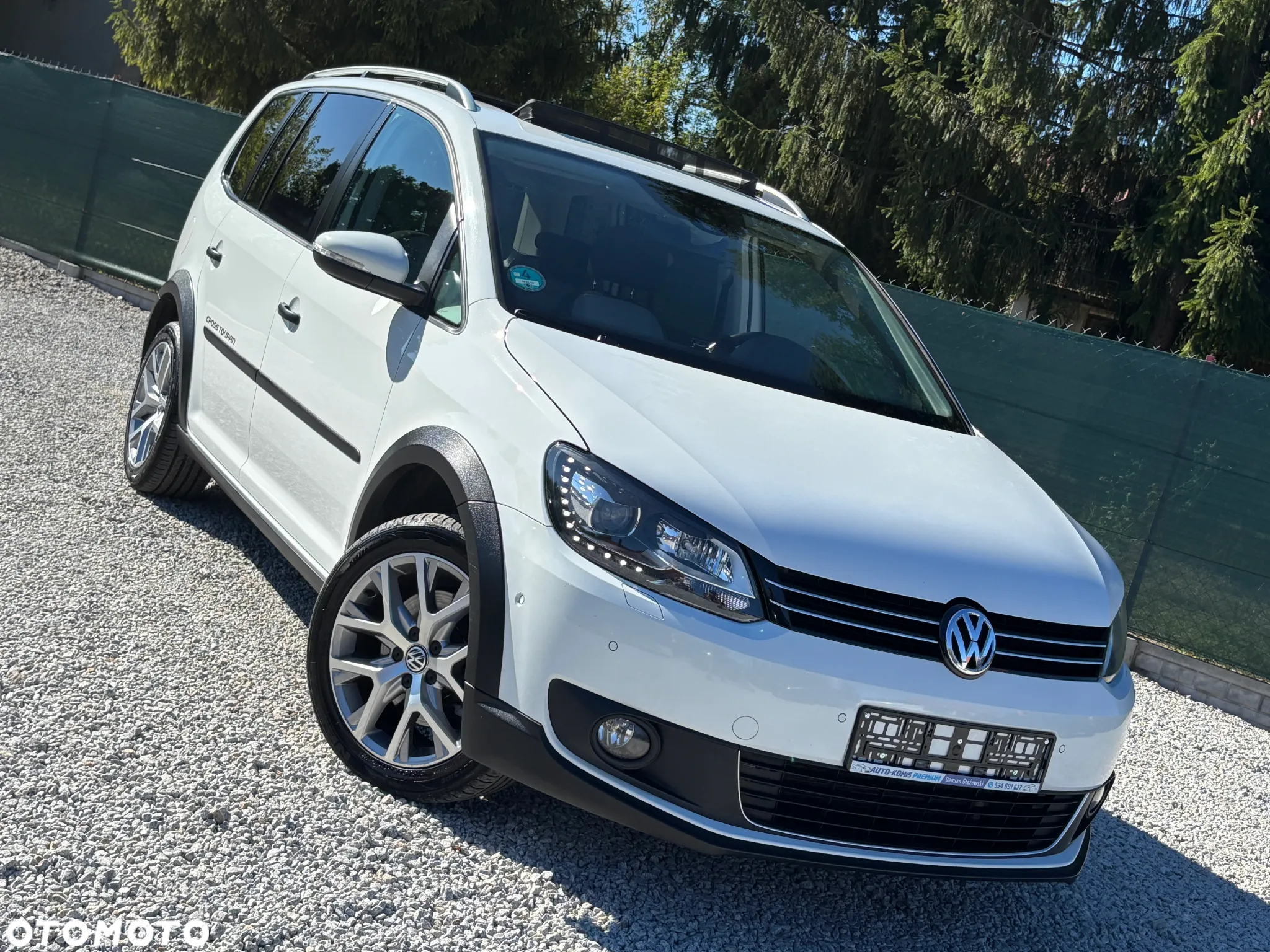 Volkswagen Touran 2.0 TDI DPF DSG Cross - 16