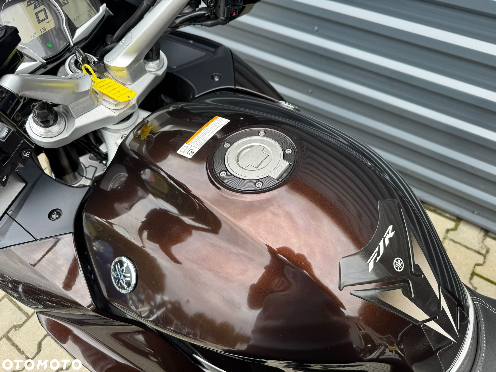 Yamaha FJR - 9