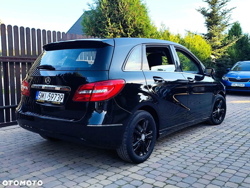 Mercedes-Benz Klasa B 180 Urban - 31