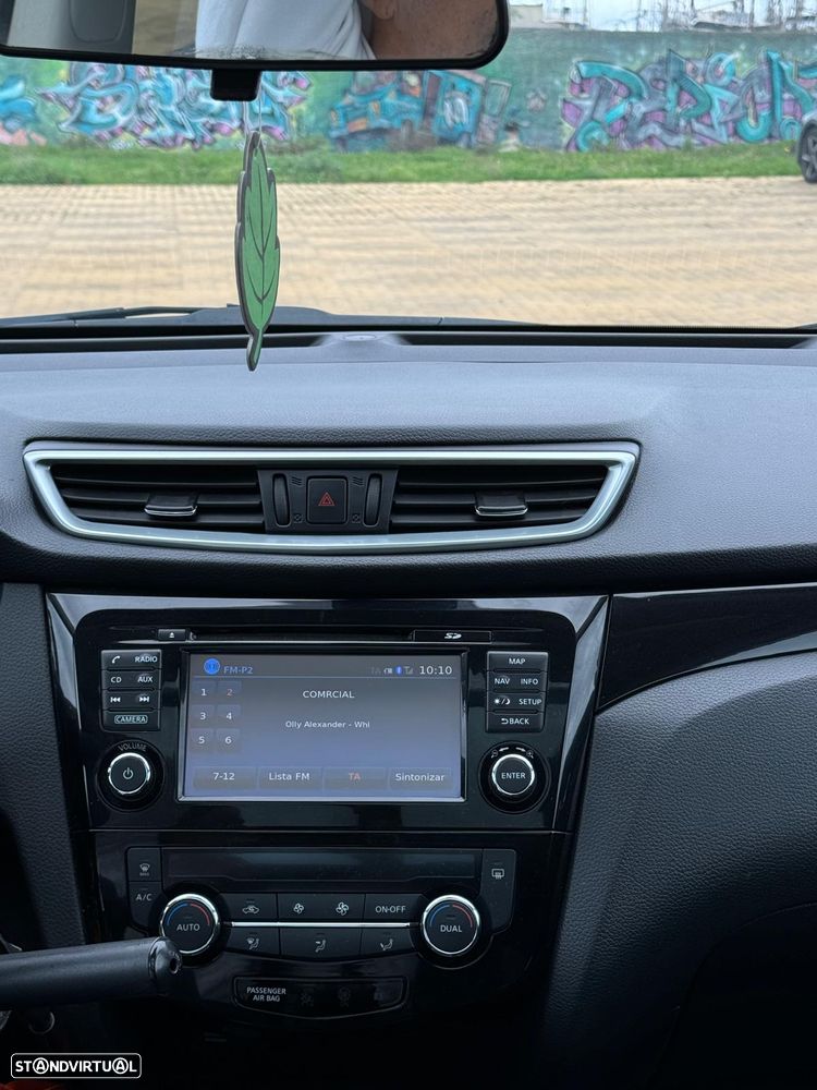 Nissan Qashqai 1.5 dCi N-Connecta - 9