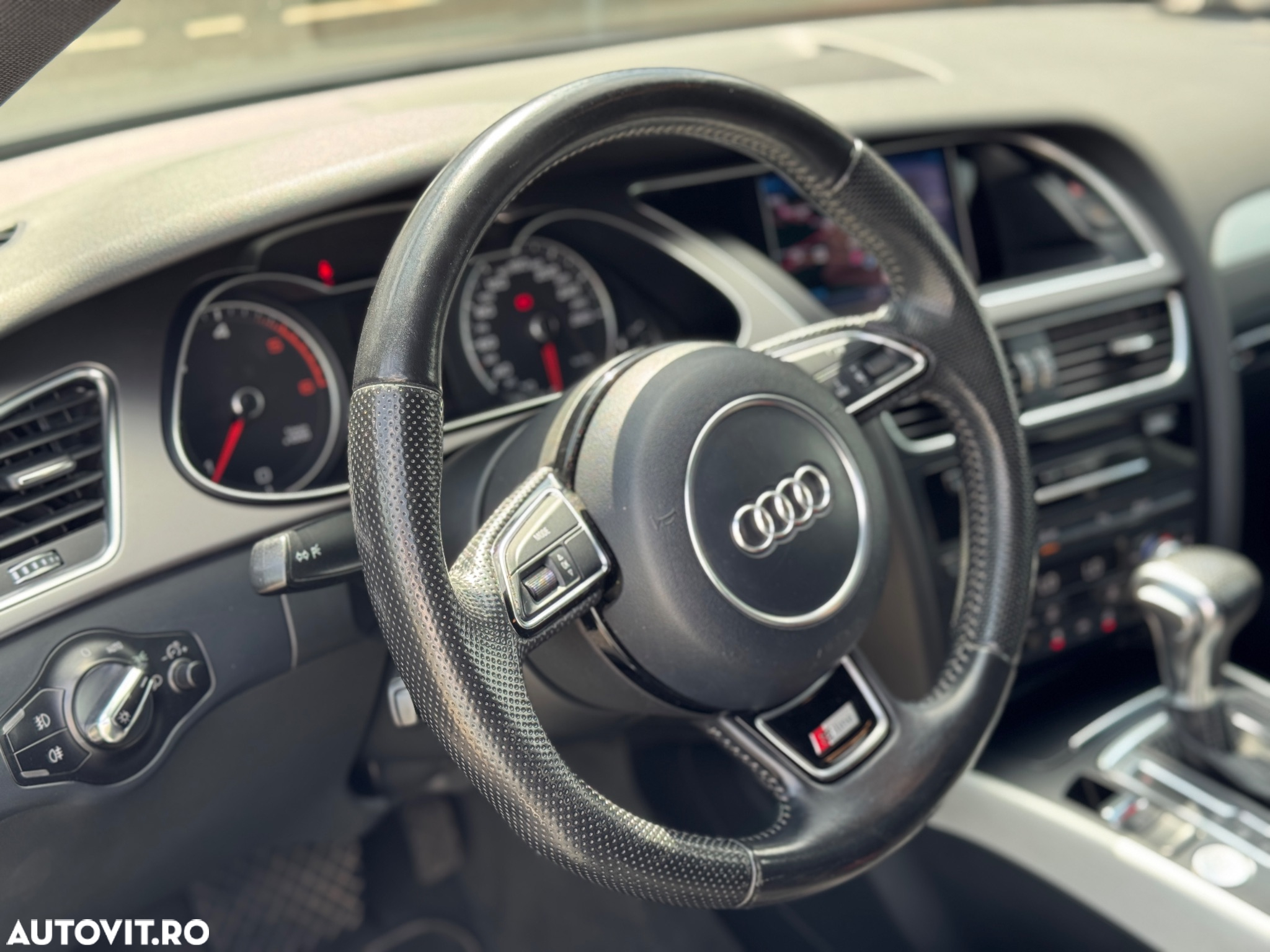 Audi A4 2.0 TDI DPF quattro S tronic S line Sportpaket - 19