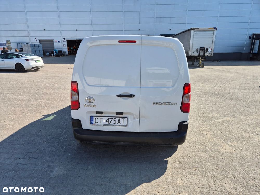 Toyota Proace City - 4