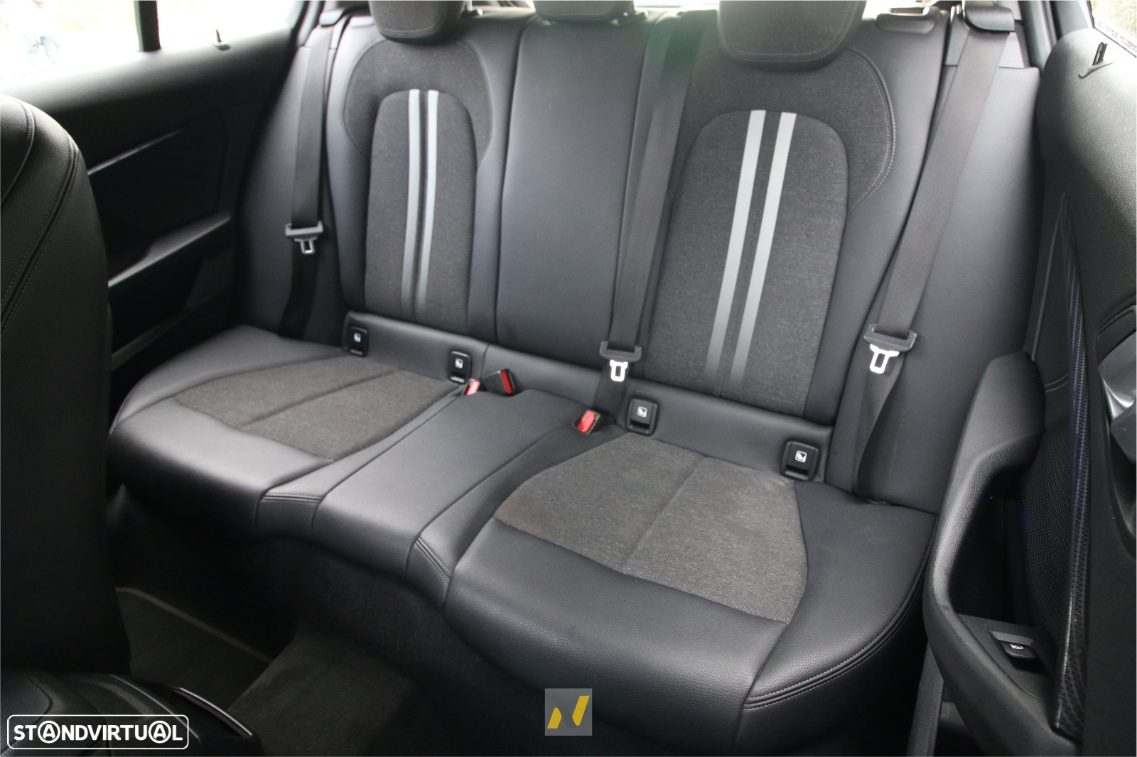 BMW 116 d Aut. Sport Line - 19
